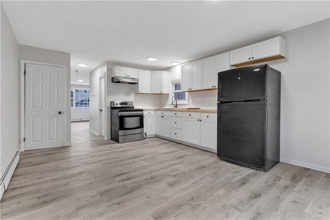 Photo - 107 Roosevelt St