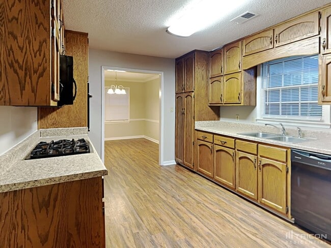 Photo - 120 Morning Creek Ct