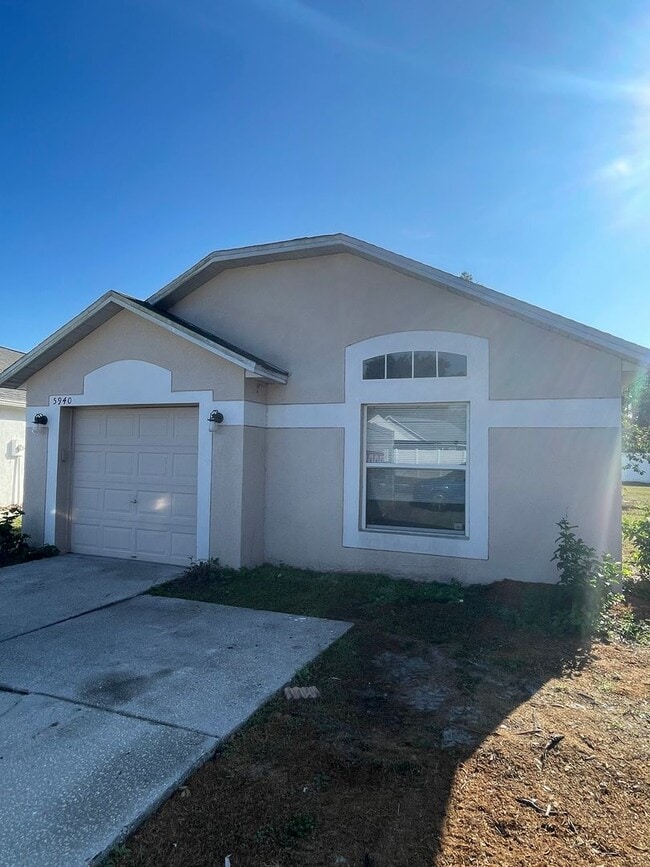 Building Photo - Quiet & Cozy Wesley Chapel Home with Great Yard – $1,850/mo