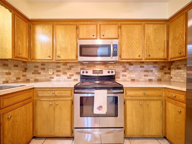 Photo - 4804 Fairhaven St