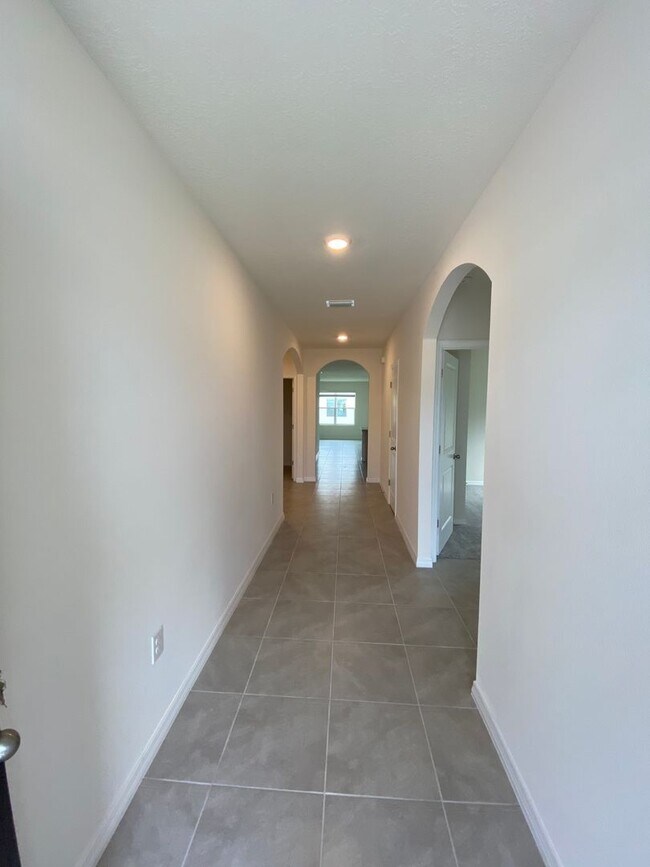 Photo - NOT AVAILABLE TO SHOW UNTIL APRIL 3rd. Desirable SE Ocala Neighborhood - Lake Diamond-North - 4/2...