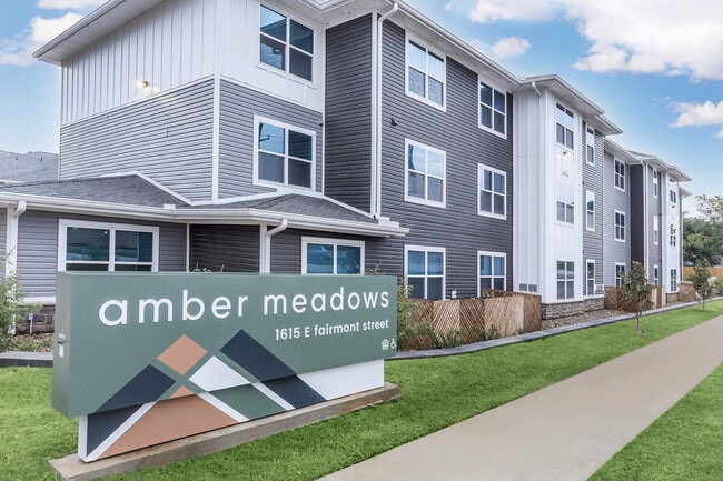 Amber Meadows