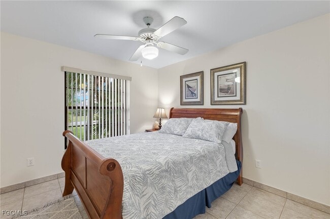 Photo - 1327 SE 17th St