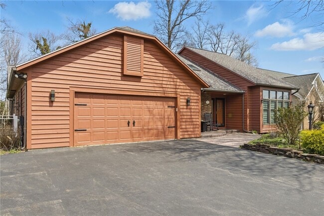 Photo - 112 Heather Ridge