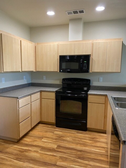Photo - 1300 Market St Unit 206