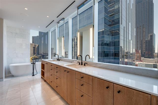 Photo - 1747 Leonard St Unit 403