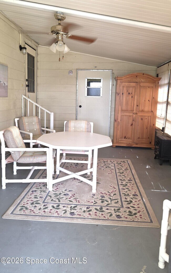 Photo - 259 S Dolphin Cir