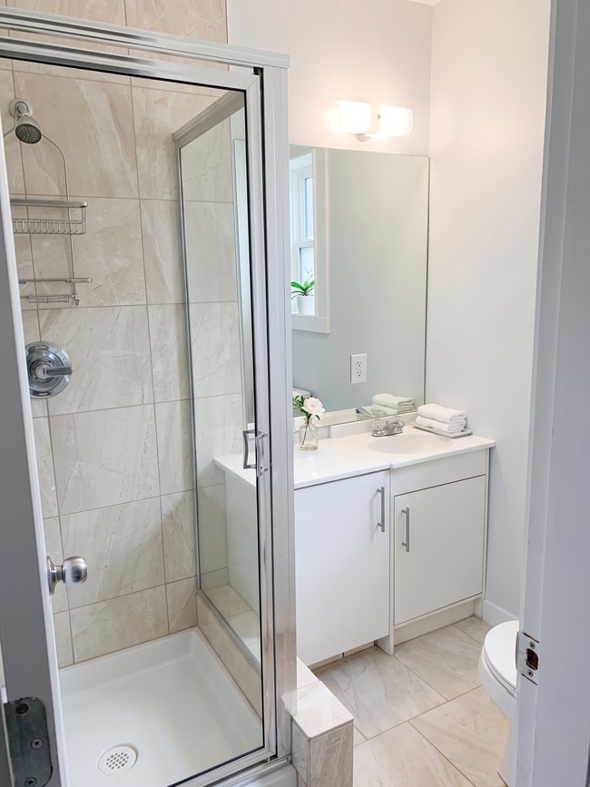 14114 113A Av Unit 1 Bedroom Garden Suite