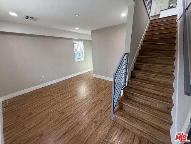 2303 1/2 Hauser Blvd