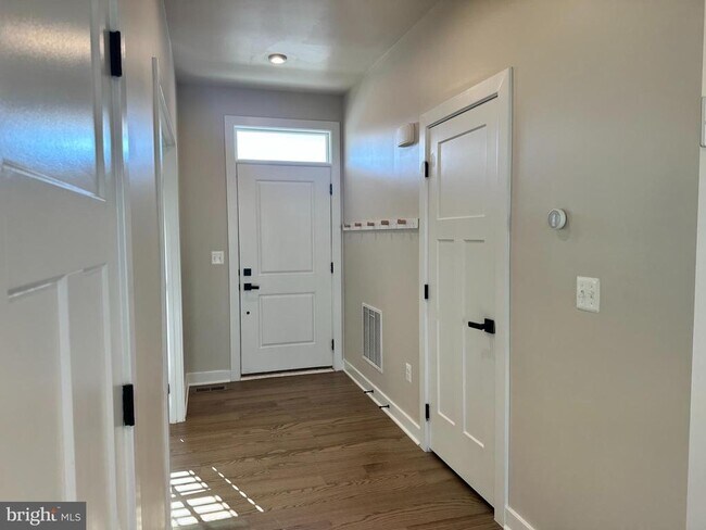 8344 Legacy Cir E
