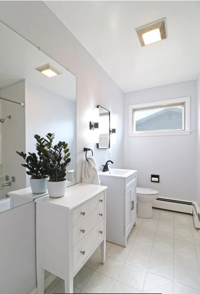 Photo - 1114 Knight St