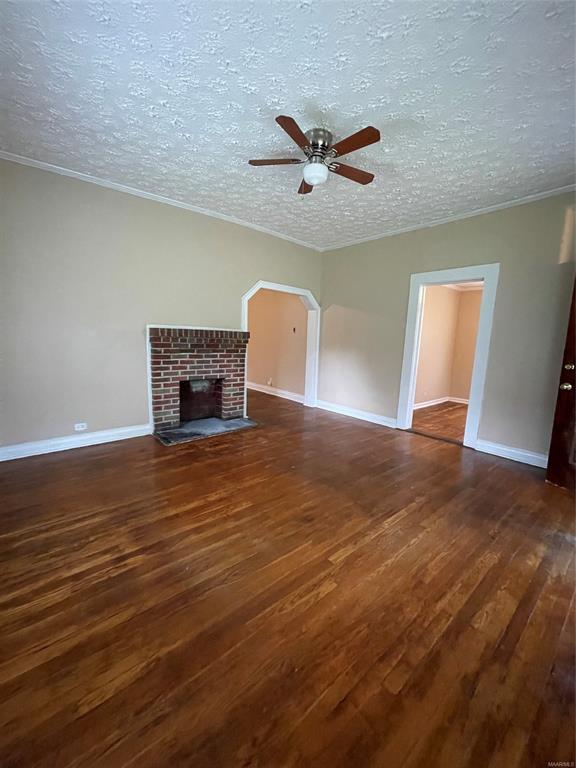 Photo - 2110 Luverne St