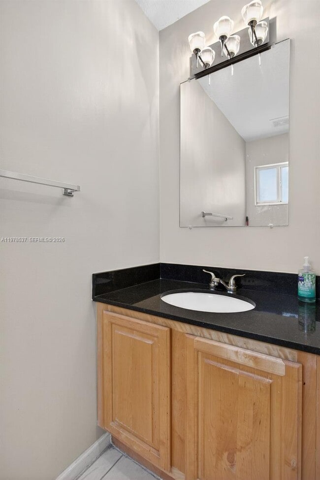 Photo - 6613 Winfield Blvd