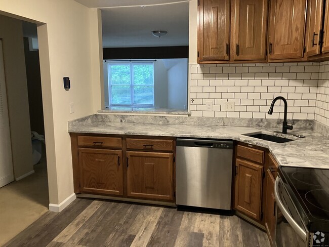 Building Photo - 108 Wellington Dr Unit 108 Rental