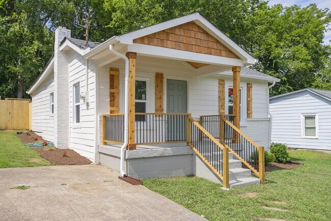 Photo - 1202 Jennings St