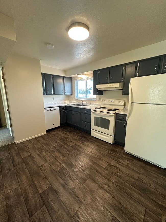 Photo - 700 700 W Unit 4337 S 700 W