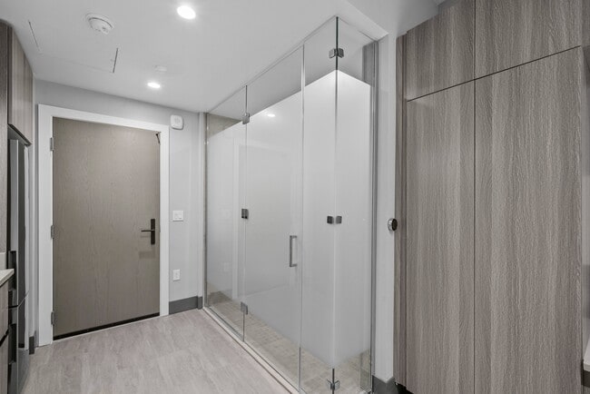 Photo - Salt Lake Crossing