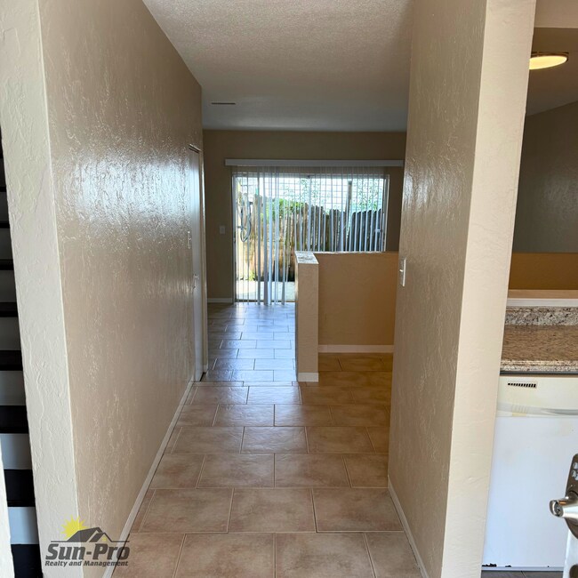 Photo - 410 Butler Blvd Unidad 4