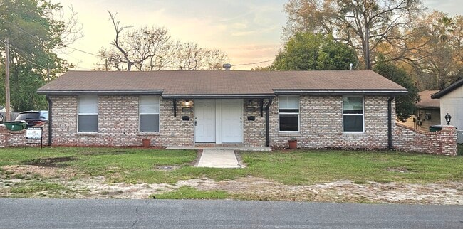Photo - 38413 13th Ave Unidad 38413