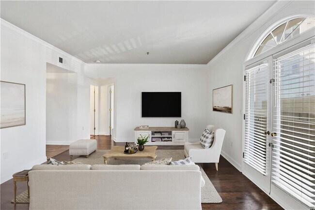 Photo - 2161 Peachtree Rd NE Unit 205