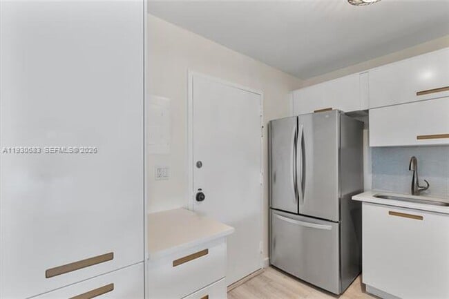 Photo - 10101 E Bay Harbor Dr Unit 10101 E Bay Harbor Dr # 206