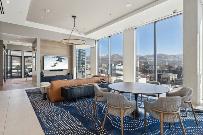 Photo - The Worthington