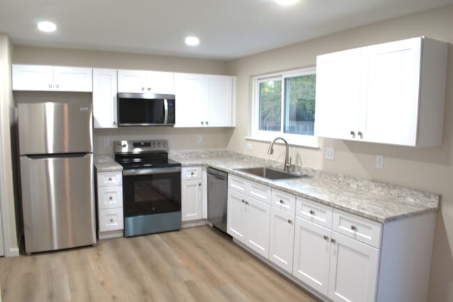 Photo - 7994 S Field St