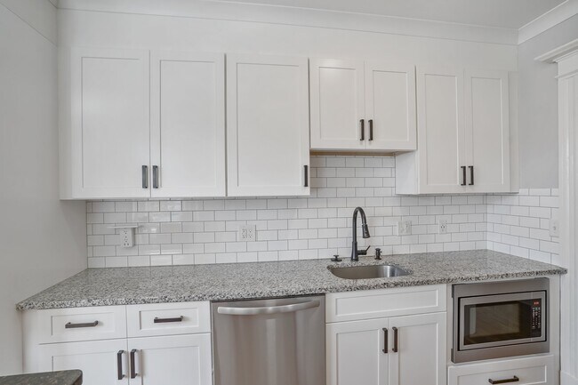 Photo - 30 Fairmont Pl