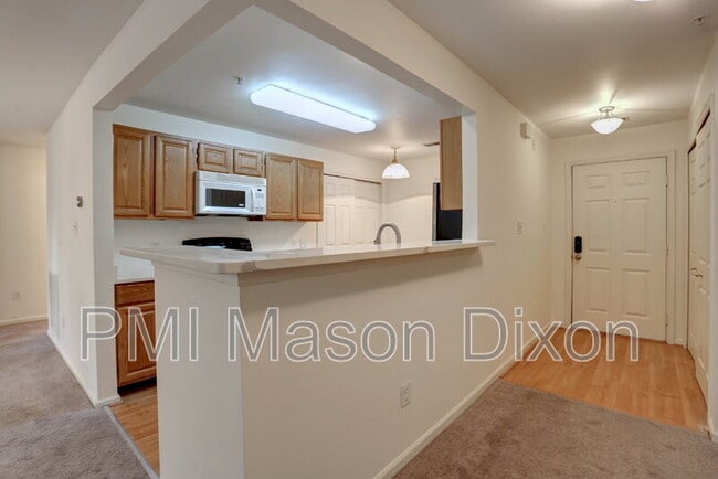 Photo - 5814 Wyndham Cir Unit 203