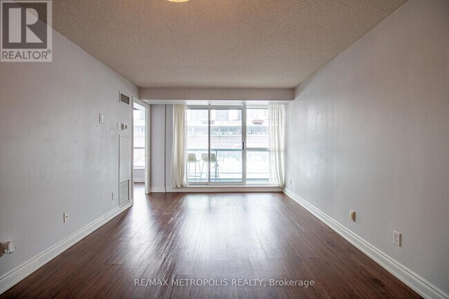 Photo - 109 Front St E Unité 641