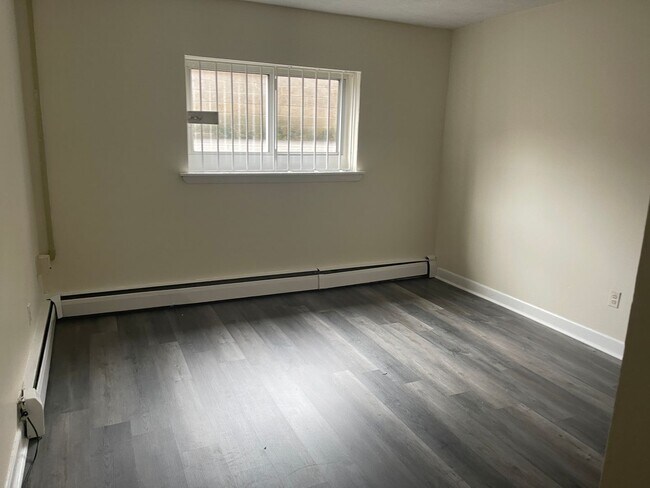 Photo - PACKARS CORNER BU AREA Modern 1 bed with ... Casa