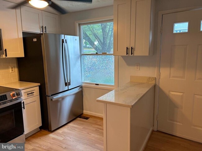 Photo - 8317 Brookvale Ct