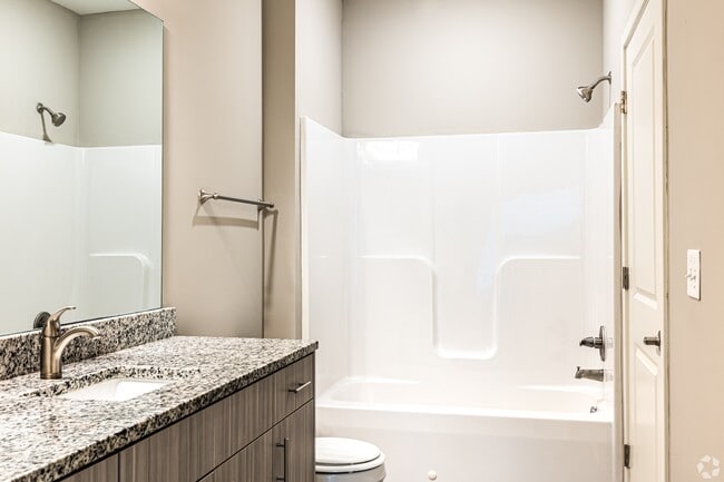 Photo - 5620 NE 80th Ter