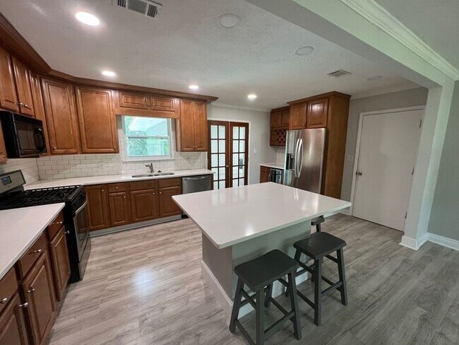 Photo - Pensacola - Mallory Heights - 3 Bedroom, 2...