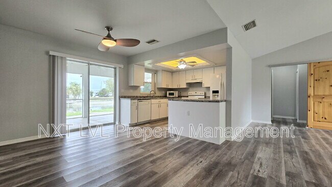 Photo - 1811 NE 2nd St