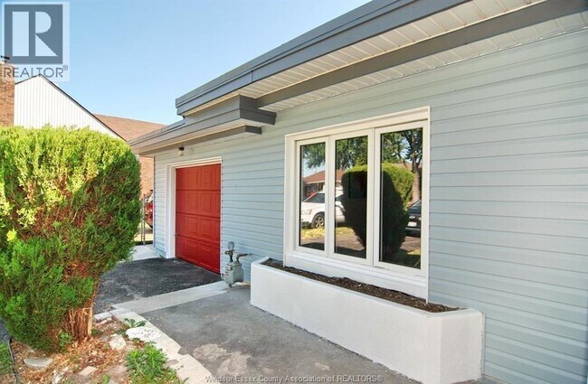 Photo - 2410 Norman Rd