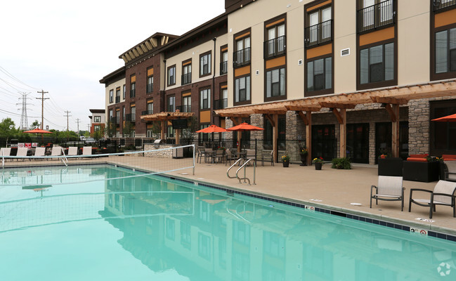 Building Photo - The Boulevard At Oakley Station Rental