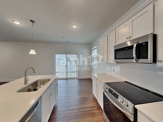 Photo - 8465 Northpoint Dr