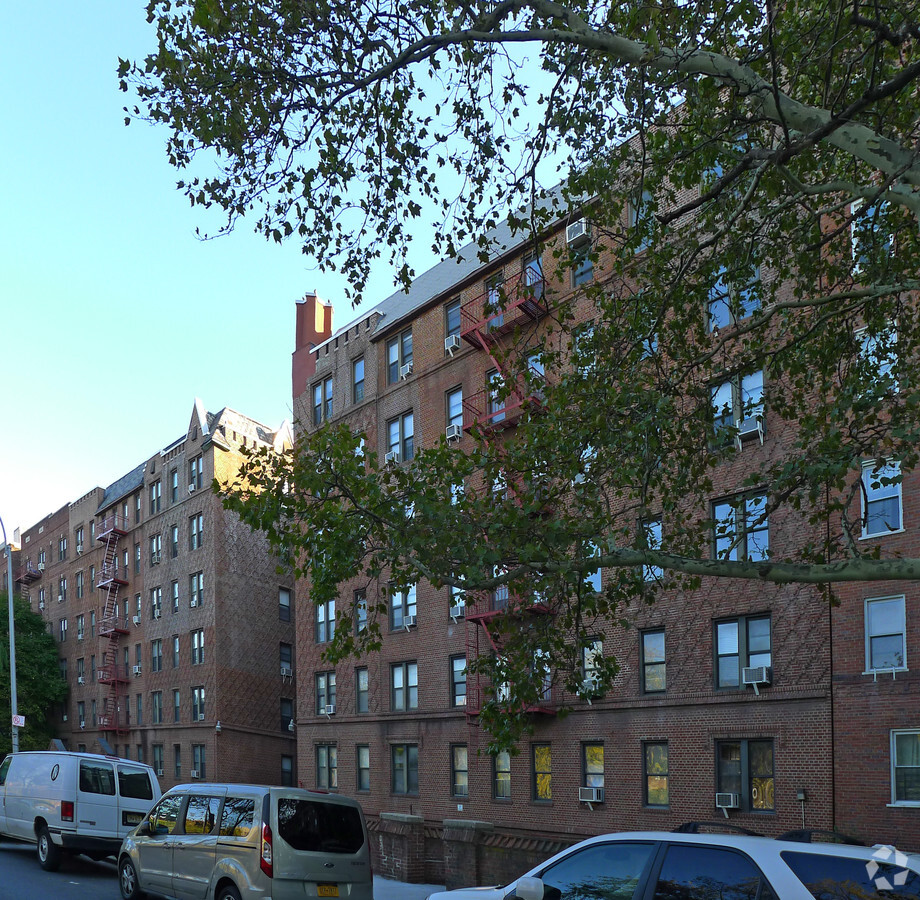 295 Ocean Parkway - 295 Ocean Parkway Apartments