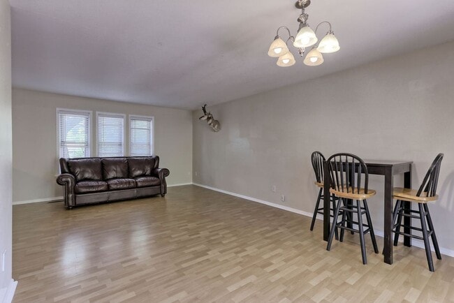 Photo - 4 Bedroom 2 Bath home in Midtown Fort Collins