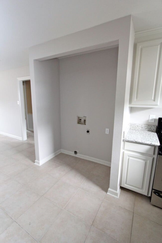 Photo - 29195 Unit A