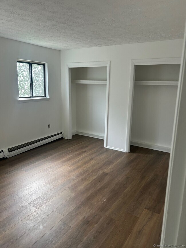 Photo - 126 Sutton Pl Unit 126