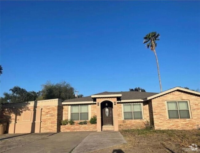 Building Photo - 1516 S 14th Ave Rental