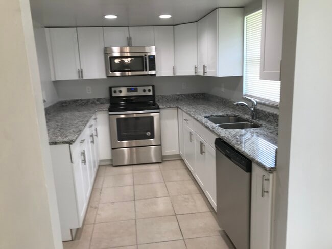 Photo - 300 Anita Ave S