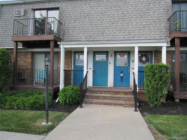 Building Photo - 2 Fortune Rd W Unit 3F
