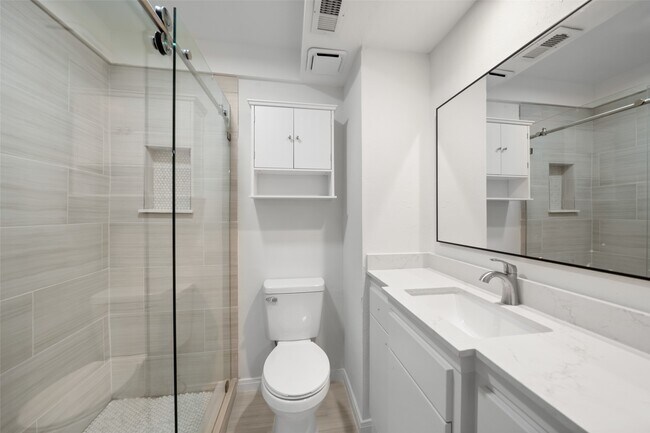 Photo - 9654 Westview Dr Unidad 9