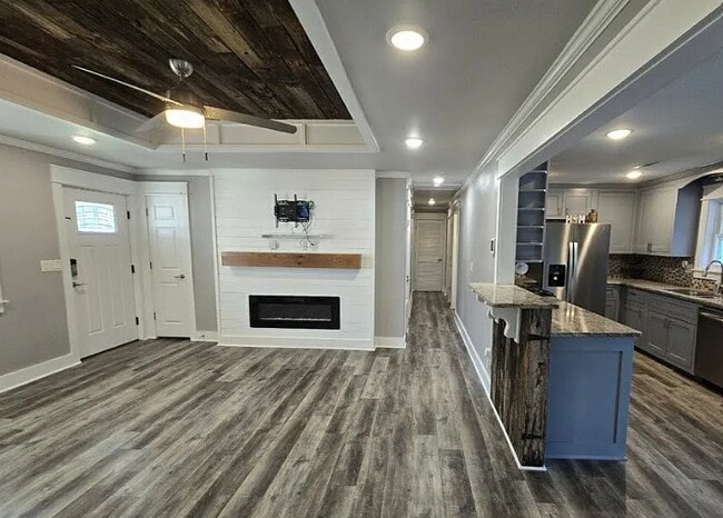 Photo - 2307 Beth Ln