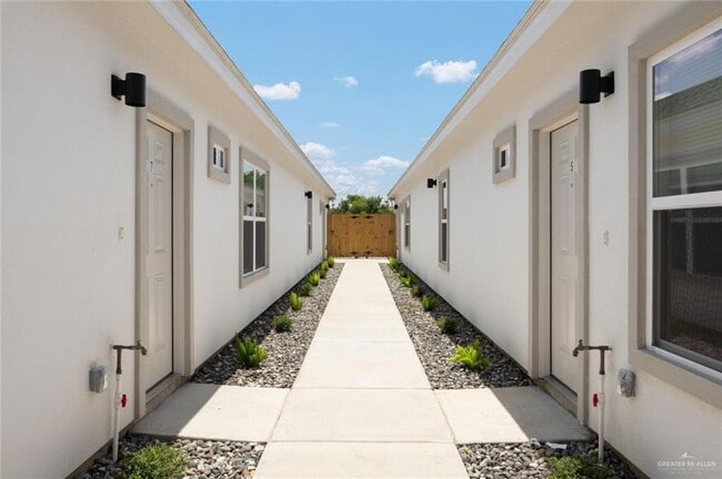 Photo - 16 S Alamo Rd Unidad 31