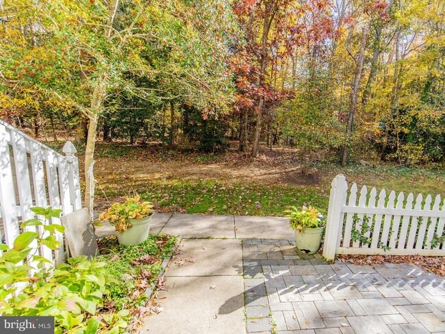 Photo - 40 Amberstone Ct