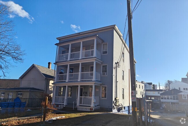 Building Photo - 87 Green St Unit 1 Rental